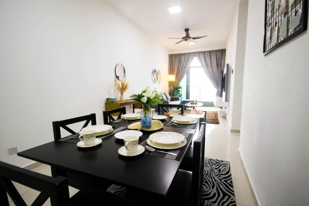 Legasi Kampung Baru By Airhost Apartment Kuala Lumpur Exterior photo